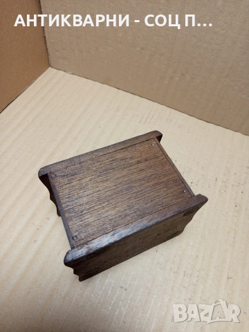 Комплект Стара Дървена Кутия С Подложки За Чаши. , снимка 6 - Антикварни и старинни предмети - 52697778