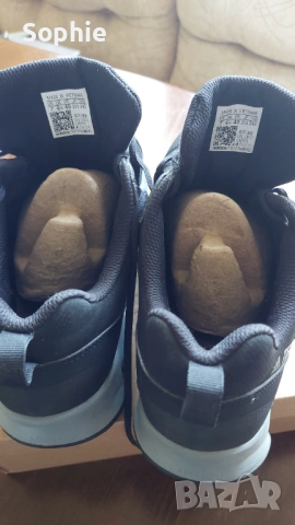 Дамски Маратони Adidas Terrex AX2R, снимка 2 - Маратонки - 53696780