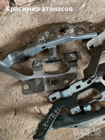 Панта преден капак лява и дясна за Нисан х трейл Т30.2001-2006Г, снимка 2 - Части - 38856186