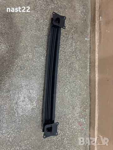 Греда-(защита) под задна броня за Фолксваген Голф 5 / Volkswagen Golf 5, снимка 4 - Части - 53574727