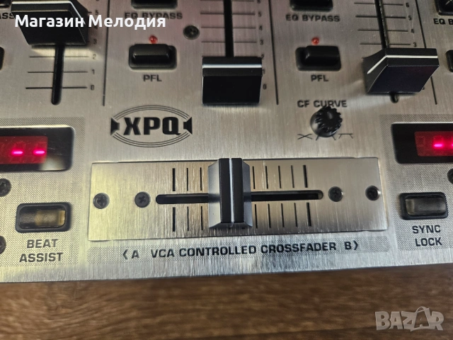 Миксер Behringer Pro Mixer VMX1000 Смесителен пулт – Огромен DJ пулт, снимка 11 - Ресийвъри, усилватели, смесителни пултове - 53778190