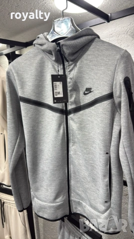 Nike Tech НА ЕДРО 5 Бр. Мъжки Спортен Екип Найк Тек 