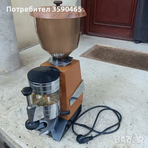 професионална кафемелачка, снимка 2 - Кафе машини - 50144725