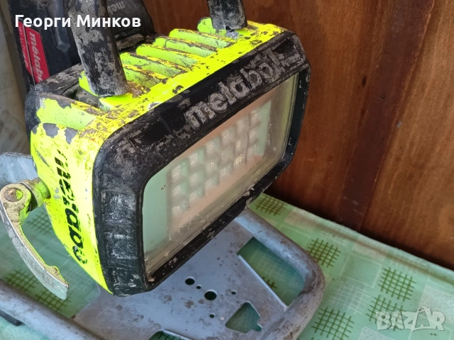 Акумулаторен лед прожектор Метабо, снимка 6 - Винтоверти - 53649697