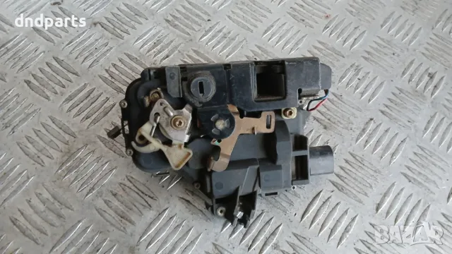Брава врата VW Golf 4 2000 (задна дясна) Volkswagen Golf IV (1998-2004), снимка 2 - Части - 56263870