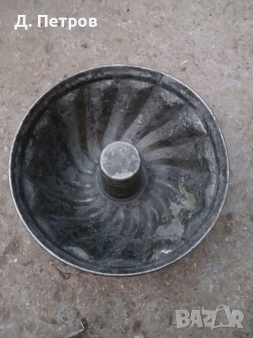 Стар меден тиган и медна форма за кекс, снимка 5 - Антикварни и старинни предмети - 42660844