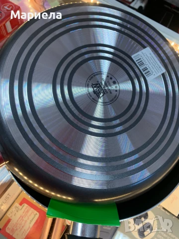 Немски тиган с незалепващо покритие / 28 см., снимка 4 - Съдове за готвене - 51203655