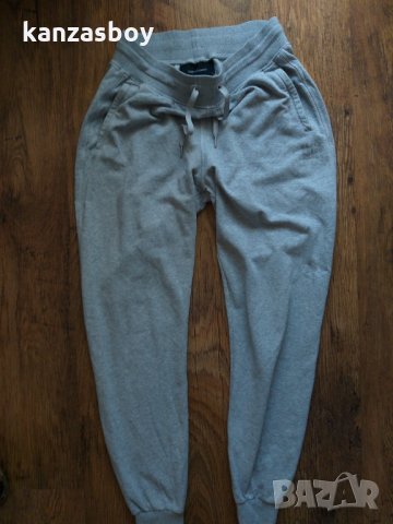 peak performance w gro tapp - страхотно дамско долнище, снимка 4 - Спортни екипи - 35800957