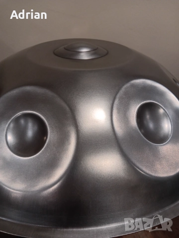 Чисто нов! Поръчков немски хандпан серия Horayzon Master Handpan D Kurd 12 Mutant 440 Hz, снимка 3 - Други - 52651137