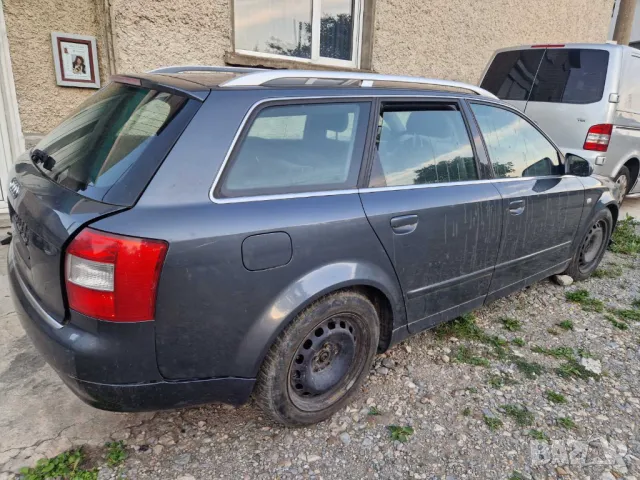 щора с кучкарник АУДИ А4 Б6 AUDI A4 B6 shtora bagajnik kombi, снимка 2 - Части - 47268671