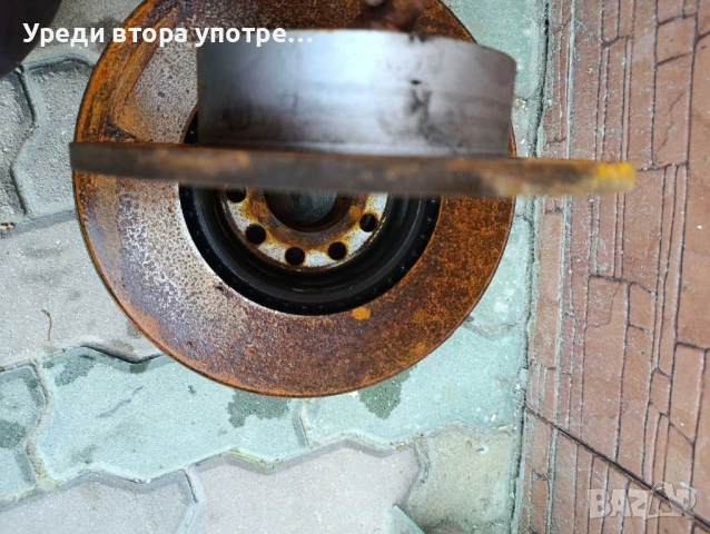 Спирачни дисковe за Audi A3, снимка 2 - Части - 53685001