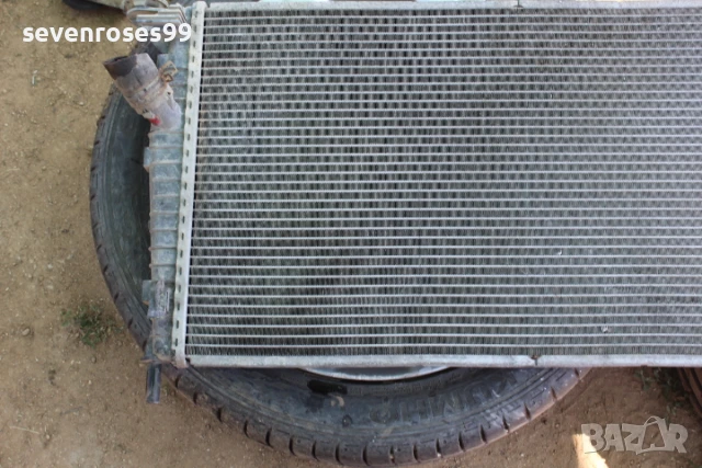 Радиатор воден Мазда 3 2008 2.3i 158hp Mazda 3 седан, снимка 7 - Части - 50659843
