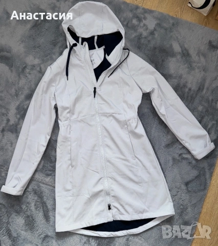 Дамско светлосиньо яке с качулка