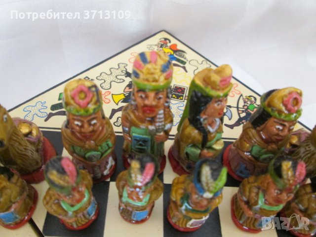 Уникален шах с ръчно изработени и рисувани фигури, снимка 13 - Колекции - 42376551