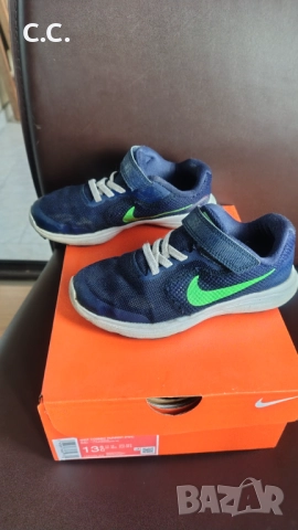 Оригинални Nike маратонки, номер 29.5, снимка 6 - Детски маратонки - 52001091