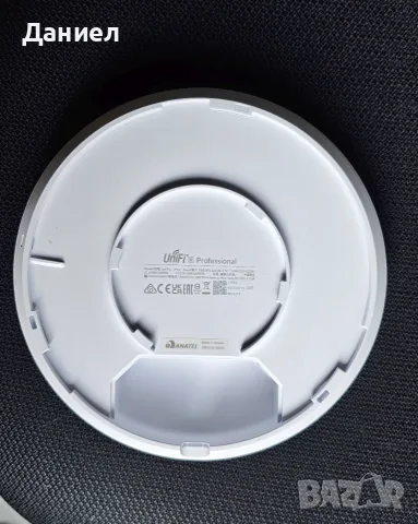 Ubiquiti UniFi 6 Pro (U6-PRO) AX4800 access point, снимка 2 - Мрежови адаптери - 56148936