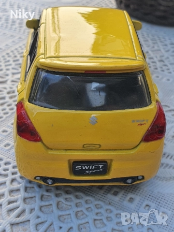 Suzuki Swift 1/38 , снимка 3 - Колекции - 51618521