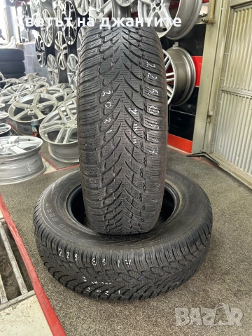 Гуми Зимни 225/65/17 Nokian 2 броя