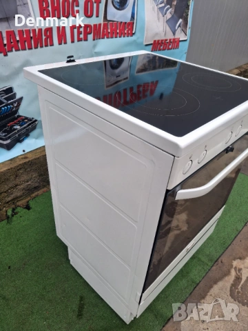 Свободно стояща печка с керамичен плот VOSS, снимка 4 - Печки, фурни - 53432997