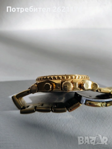 Дамски часовник Guess, снимка 6 - Дамски - 53848010