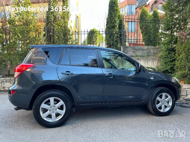 Toyota Rav4 2, 2 D-4D 4X4, 215000км, ПЪЛНА СЕРВ. ИСТОРИЯ !!!, снимка 4 - Автомобили и джипове - 49884105