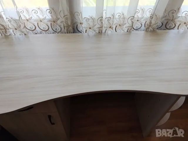 Ученическо бюро и стол, снимка 2 - Бюра - 55831534