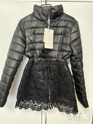 Черно яке с дантела