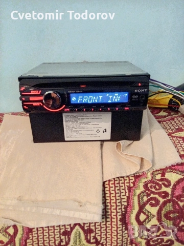 Авто CD player Sony с аукс 