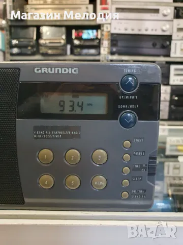 Радио Grundig Ocean Boy 340  В перфектно техническо и много добро визуално състояние. Работи на ток , снимка 3 - Радиокасетофони, транзистори - 48881178