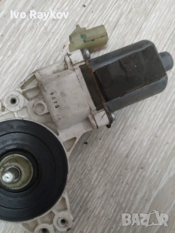 Преден , ляв и десен стъклоповдигач  за FORD Focus 1, снимка 5 - Части - 51232193