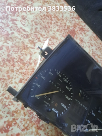 1 Буксов скоростомер със обортомер/ километражен уред за VW Golf / Jetta mk2 Бензин, снимка 4 - Части - 51504110