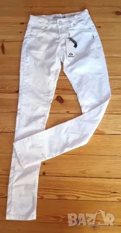 НОВИ!!! Качествени дрехи от GUESS, Calvin Klein, Comma и др. р-р XS , снимка 5 - Спортни екипи - 47887306