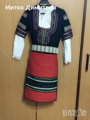 Кюстендилска носия , снимка 2 - Антикварни и старинни предмети - 52771726