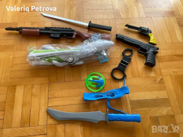 Комплект оръжие и маска Костенурки нинджа Леондардо, снимка 3 - Играчки за стая - 47315382