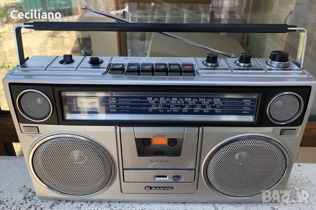 радиокасетофон Sanyo M9930K-Silver, снимка 14 - Радиокасетофони, транзистори - 55996288