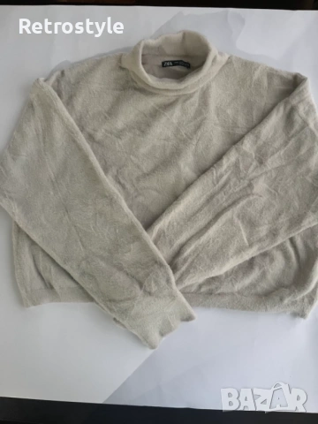 Дамска къса блузка на ZARA, снимка 2 - Блузи с дълъг ръкав и пуловери - 53659960