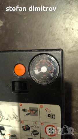 Оригинален компресор за помпене на гуми MERCEDES  , снимка 2 - Аксесоари и консумативи - 53394134