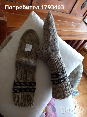 Ръчно плетени мъжки чорапи от вълна размер 38, снимка 1 - Мъжки чорапи - 41762621