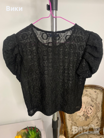 Кроп-топ в размер S, снимка 10 - Корсети, бюстиета, топове - 44654426