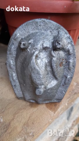 Стар пепелник от алуминий, снимка 2 - Антикварни и старинни предмети - 33810242