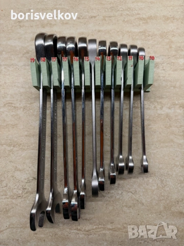 Стойка за стена за Гаечни Ключове