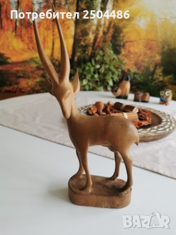 Дървена фигура антилопа
