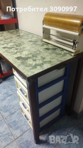 Работна маса , снимка 3 - Обзавеждане на кухня - 53462501