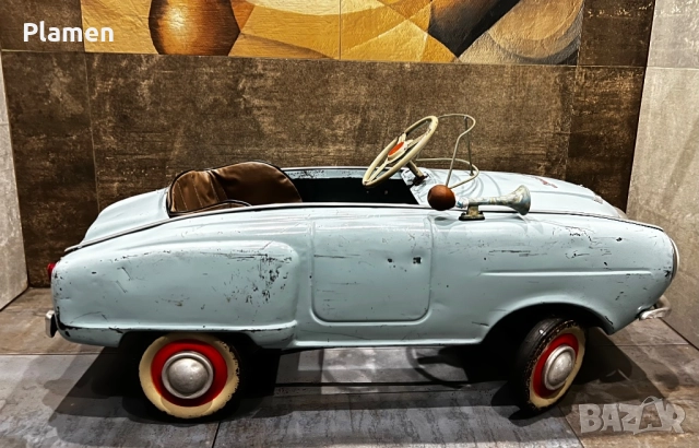 АВТЕНТИЧЕН УНИКАТ МОСКВИЧ С ПЕДАЛИ ПЪРВА СЕРИЯ, снимка 4 - Антикварни и старинни предмети - 52655812