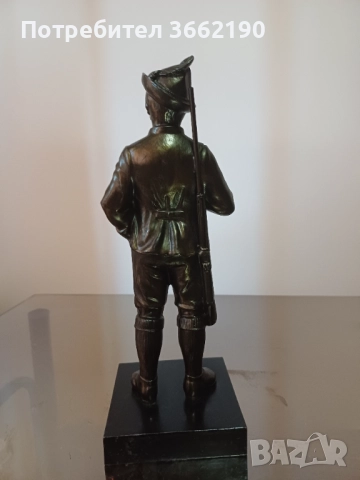 Статуетка ловец, снимка 3 - Статуетки - 52515679