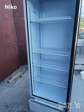 Хладилна витрина , снимка 3 - Хладилни витрини и фризери - 51779853