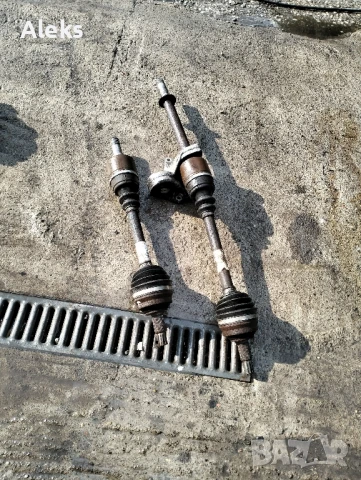 полуоска за ланчия федра Пежо 807 Ситроен ц8