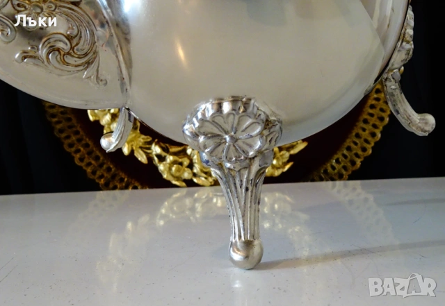 Посребрена бронзова кана,барок,като нова от вътре. , снимка 6 - Антикварни и старинни предмети - 53632227