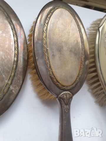 Стари посребрени две четки и огледало, снимка 6 - Антикварни и старинни предмети - 41067802