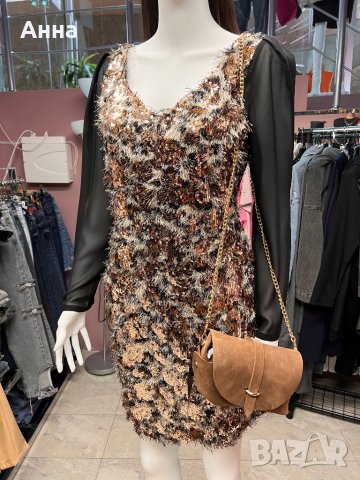 Официална рокля с пайети 